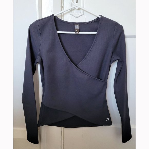 GapFit Breathe Faux Wrap Top (Black, XS) - Picture 9 of 9